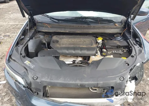 2019 Jeep Cherokee Latitude Plus из США, поврежденный, VIN 1C4PJLLB2KD486302